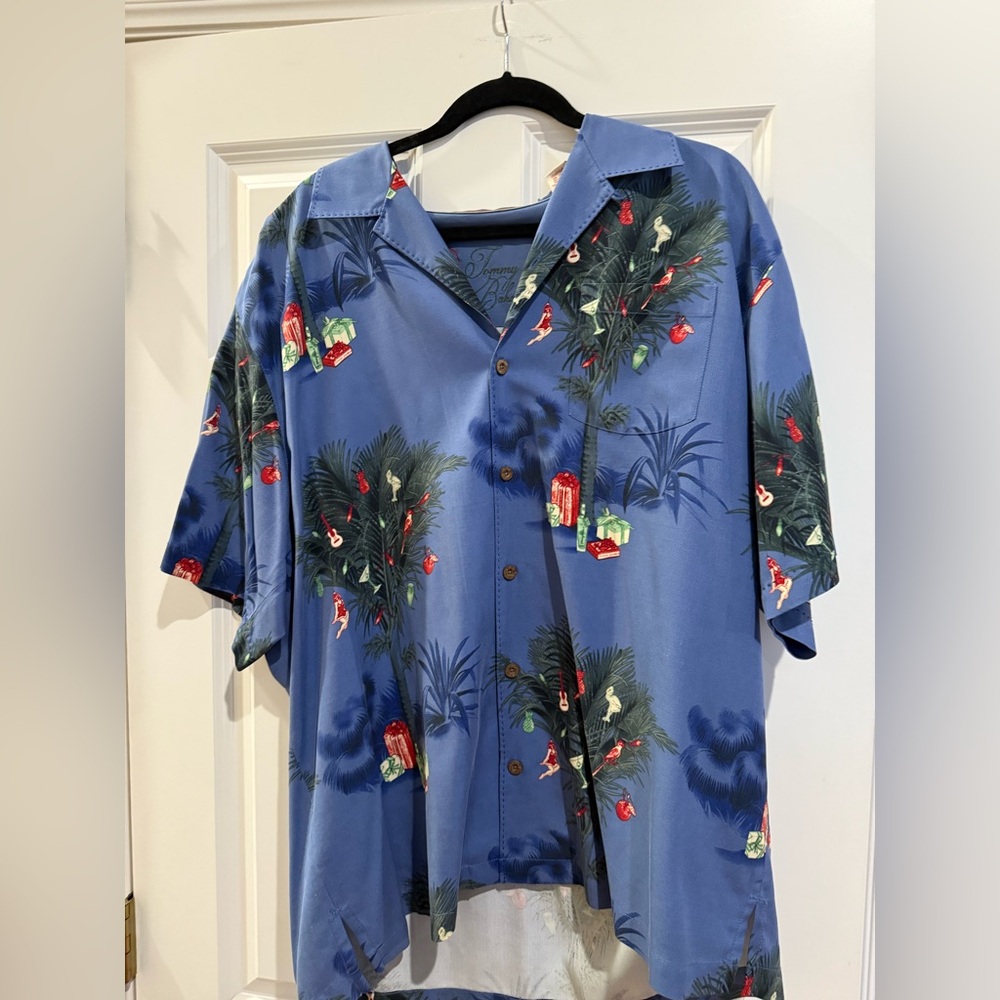 Tommy Bahama Blue Christmas Themed Men's Shirt